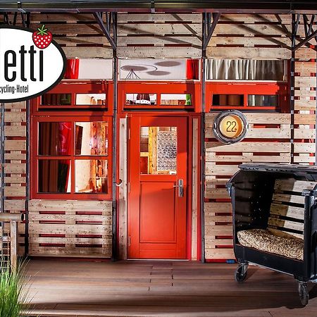 Karls Hotel Alles Paletti Роверсхаген Екстериор снимка