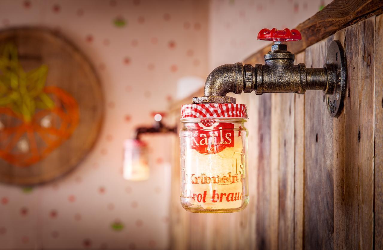 Karls Hotel Alles Paletti Роверсхаген Екстериор снимка