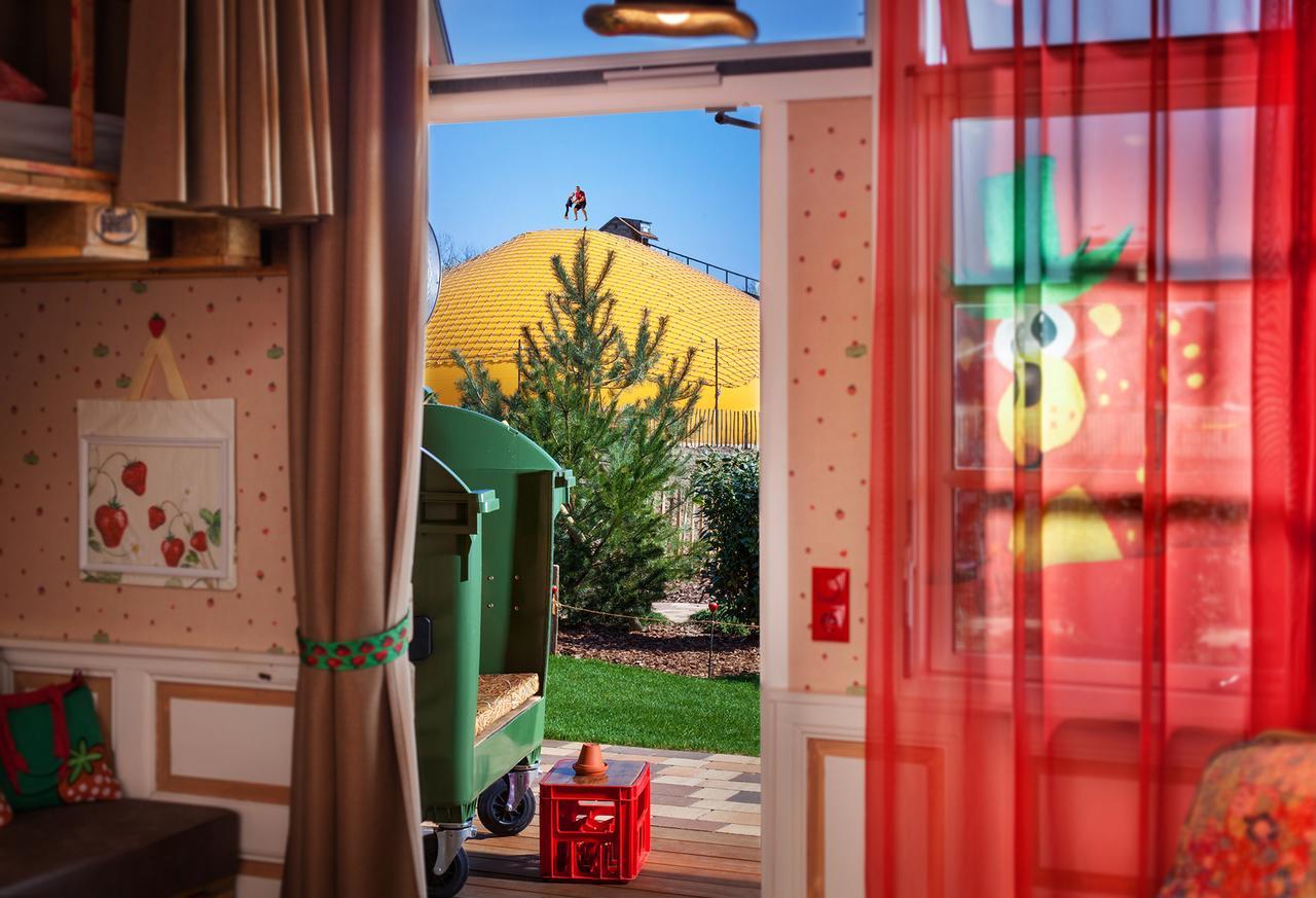 Karls Hotel Alles Paletti Роверсхаген Екстериор снимка